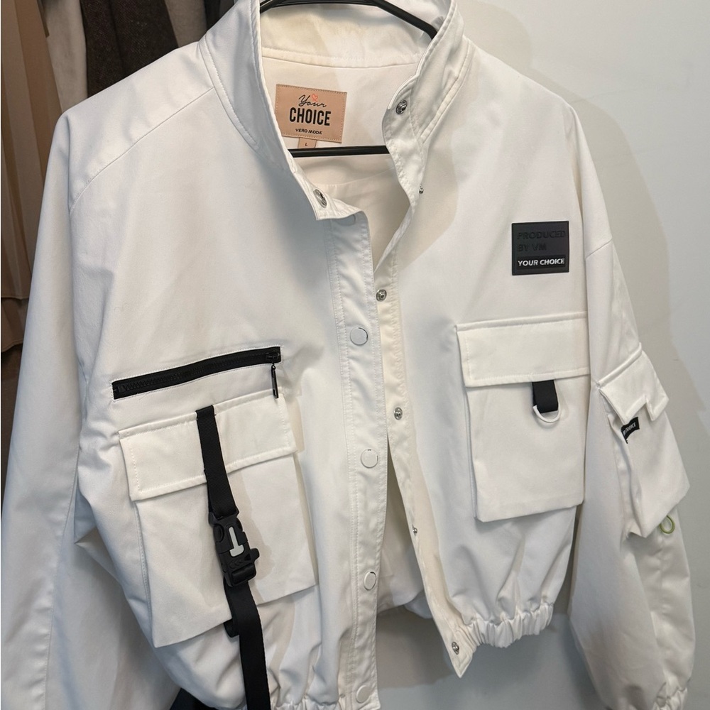 Veromoda Women's White Utility/Bomber Jacket with Black Details